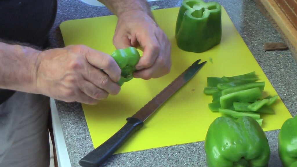 Easy Steps to Clean Bell Peppers