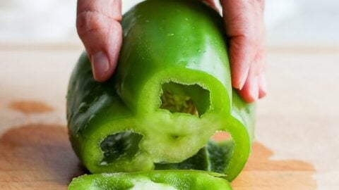 Easy Steps to Clean Bell Peppers