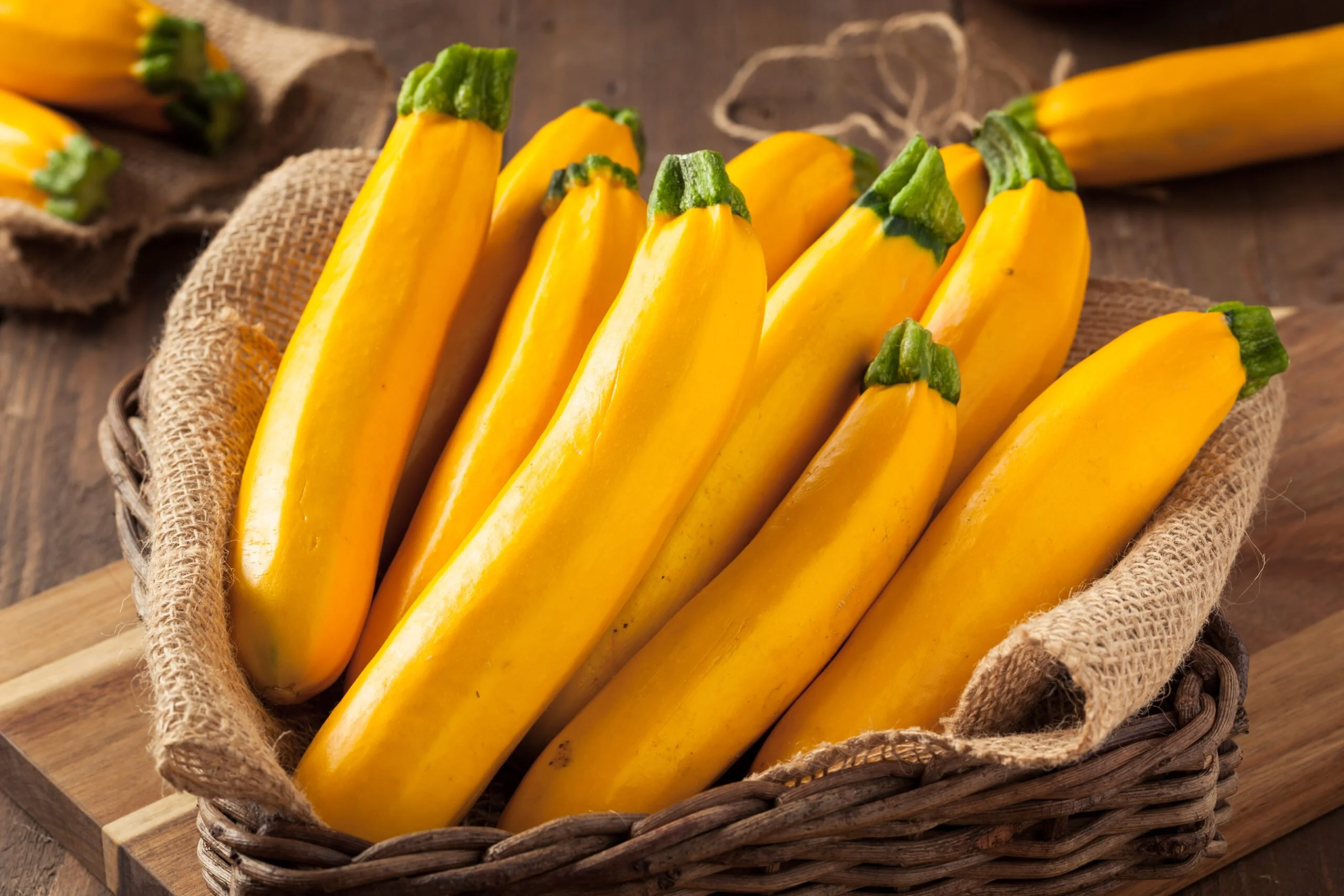 How to Determine When Yellow Squash is Ripe