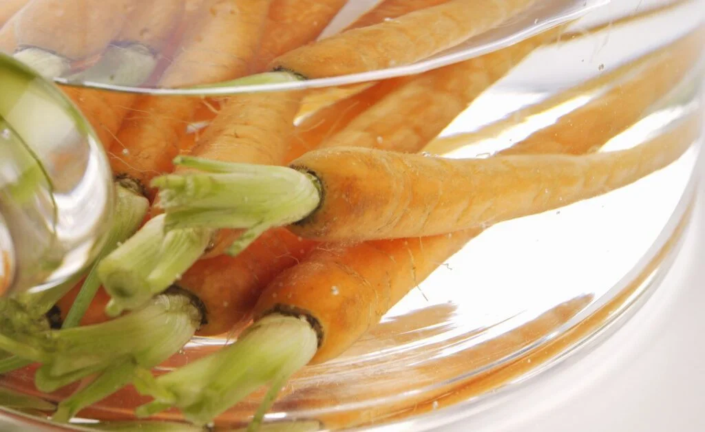 How to Keep Carrots Fresh Without Fridge