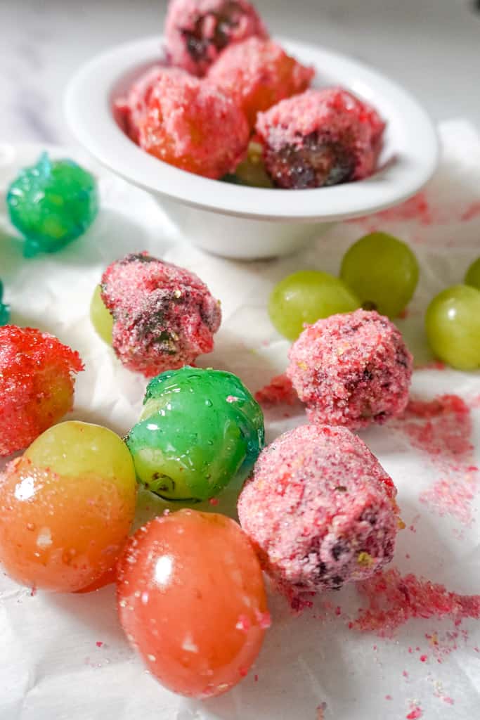 How to Melt Jolly Ranchers and Use Them to Decorate Grapes How to Melt Jolly Ranchers and Use Them to Decorate Grapes