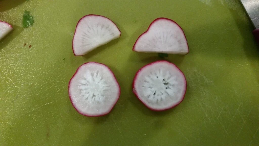 How to Tell If Radishes Are Bad