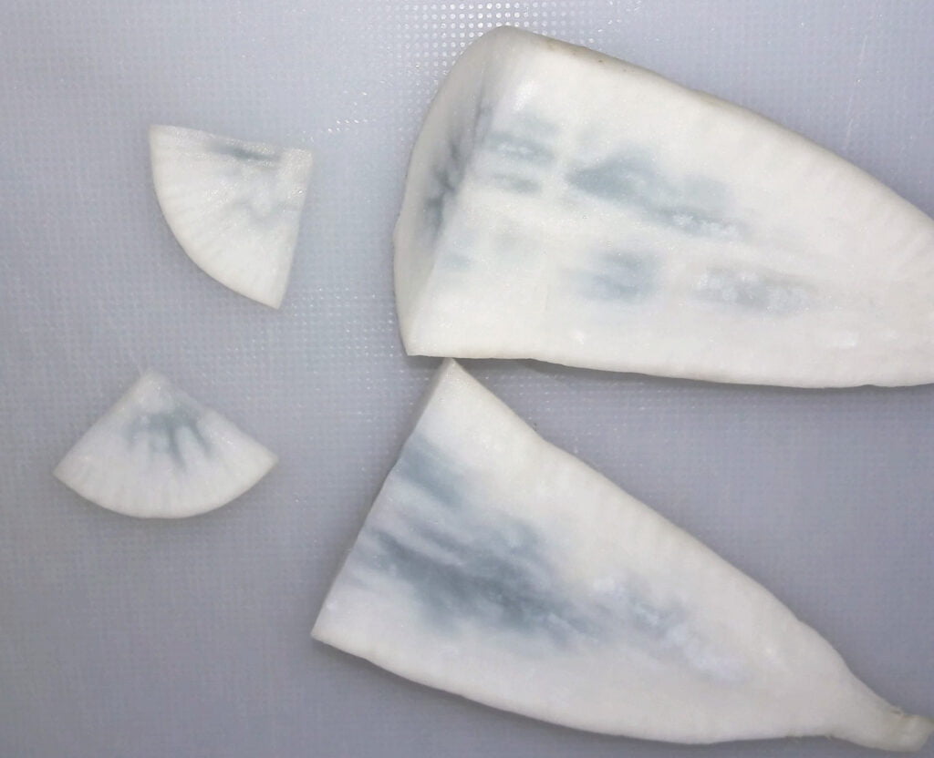 How to Tell If Radishes Are Bad