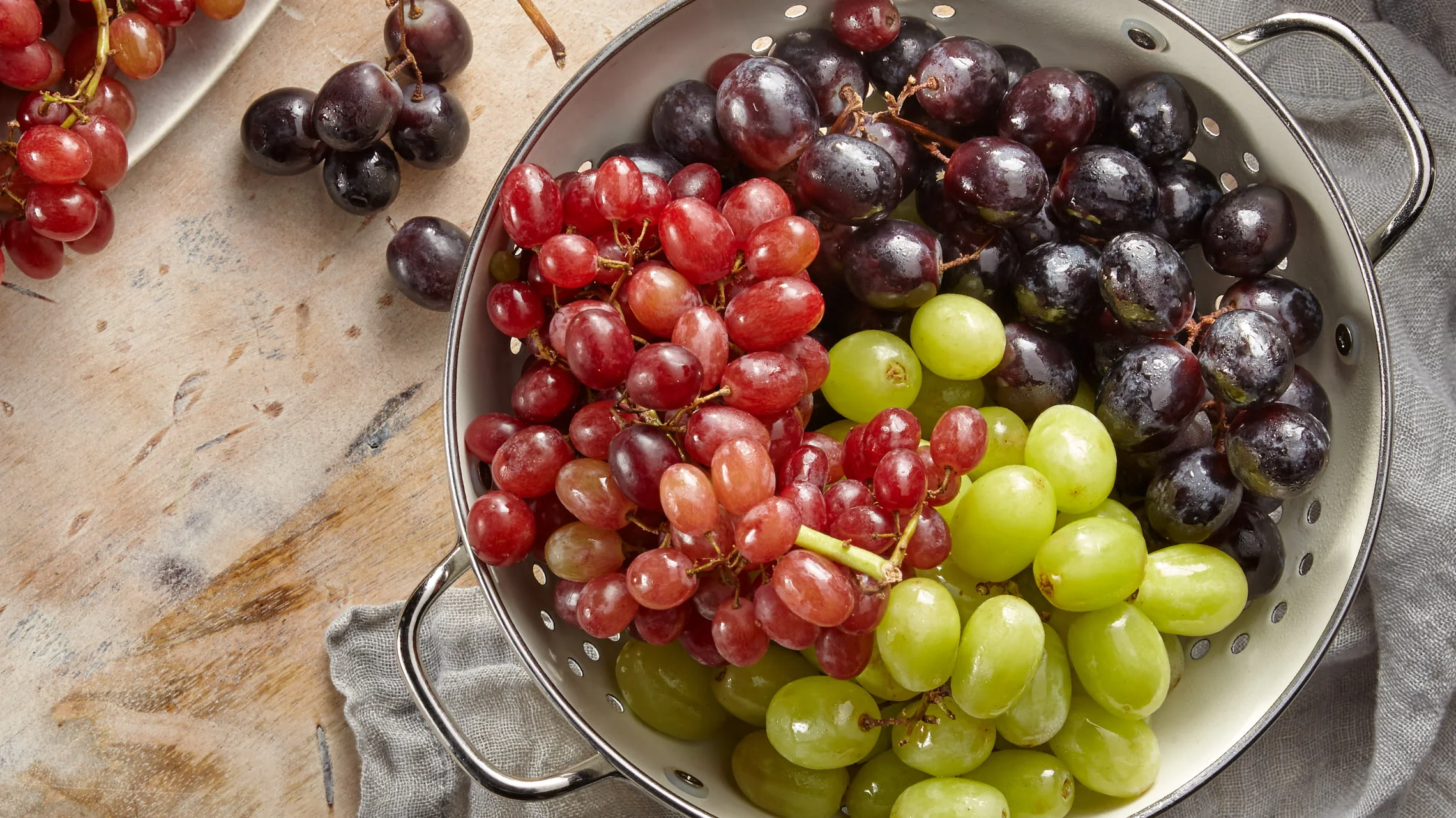 What Color Grapes Are The Sweetest
