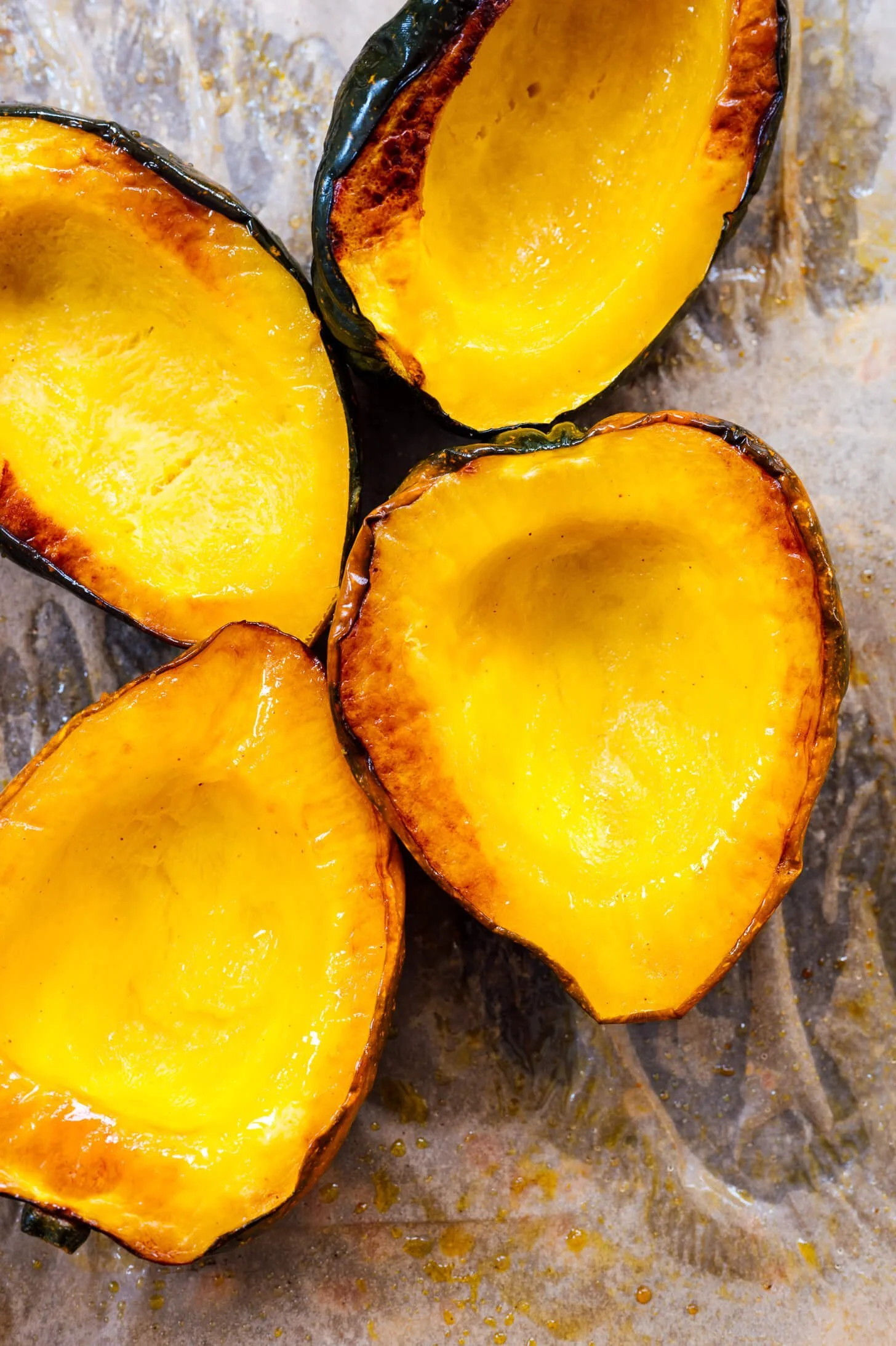 What Does an Acorn Squash Look Like