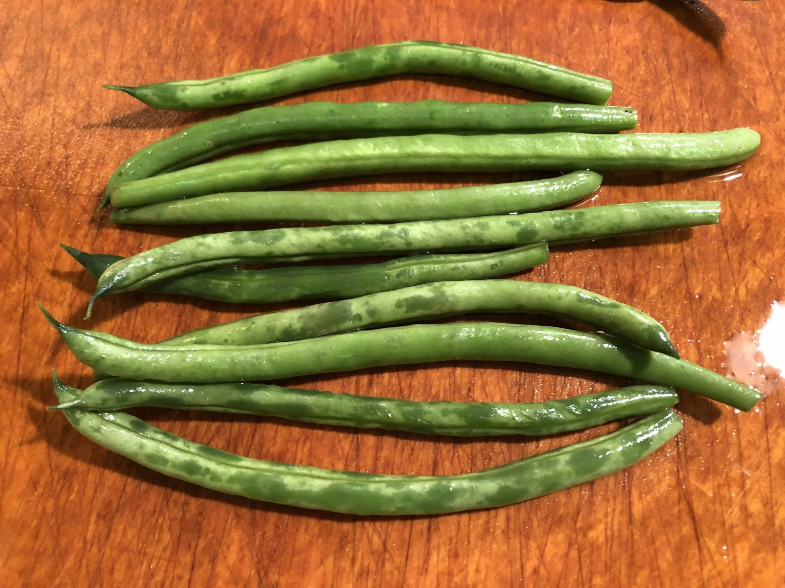 Why do green beans become slimy when cooked